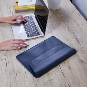 Фото: Чохол INCARNE Line Classic - MacBook Neo 13 Blue (line-classic-blue-neo-13) № 4 | KTC