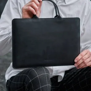 Фото: Чохол INCARNE Stem - MacBook Neo 13 2026 Black № 4 | KTC