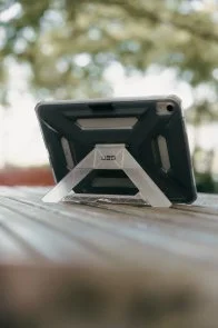Фото: Чохол для планшета UAG for Apple iPad 11 2025 - Scout Plus Black (124495114040) № 9 | KTC