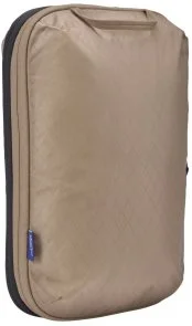 Фото: Органайзер THULE Compression Packing Cube Medium TCPC202 Gentle Beige (3205561) № 2 | KTC