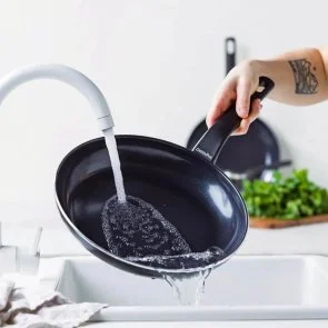 Фото: Сковорода GreenPan Essence Perforated Base 24cm (CC009039-001) № 8 | KTC