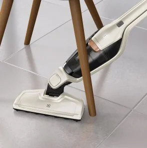Фото: Ручний бездротовий пилосос Electrolux Ergorapido Classic (EERC75SW) № 4 | KTC