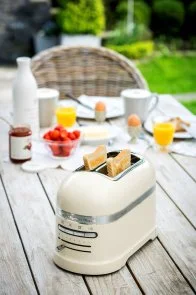 Фото: Тостер KitchenAid Artisan 2-Slot 5KMT2204 Almond Cream (5KMT2204EAC) № 9 | KTC