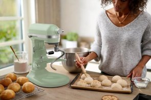 Планетарний міксер KitchenAid Mixer Bowl-Lift 5.6L - Artisan 5KSM60SPX Pistachio (5KSM60SPXEPT)