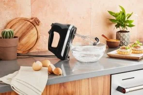Фото: Ручний міксер KitchenAid 6 Speed with Flex Edge Beaters 5KHM6118 Black (5KHM6118EOB) № 6 | KTC