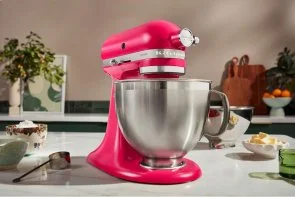 Фото: Планетарний міксер KitchenAid Mixer 4.7L - Artisan 5KSM195 Hibiscus (5KSM195PSEHI) № 10 | KTC