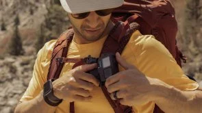 Фото: Магнітний поворотний затиск GoPro Magnetic Swivel Clip (ATCLP-001) № 5 | KTC