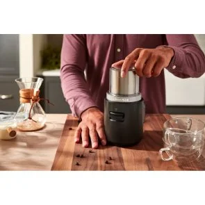 Фото: Кавомолка KitchenAid Go 5KBGR100BM зі знімною батареєю, без акумулятора № 3 | KTC