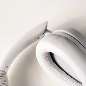 Фото: Навушники JLAB Jbuds Lux ANC Cloud White (IEUHBJLUXANCRWHT62) № 7 | KTC