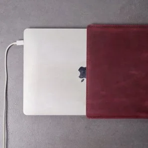 Фото: Чохол INCARNE Free Port Plus a15 - MacBook Air 15 2023-2024 Burgundy № 6 | KTC