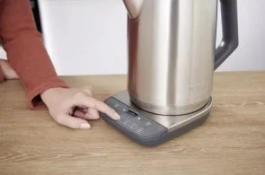 Фото: Електрочайник Ninja Perfect Temperature Stainless Steel (KT201EU) № 5 | KTC