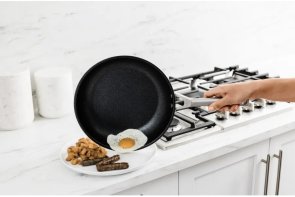 Сковорода Ninja ZEROSTICK 20cm (C60020DE)