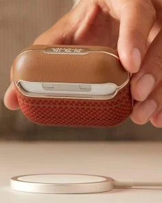 Фото: Чохол Pitaka for Airpods 4th Gen - Aramid Fiber Magnetic Sunset (APM2405) № 8 | KTC