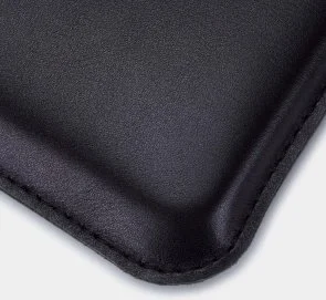 Фото: Чохол INCARNE Cline 13 - MacBook Air13 2018-2026 Black № 7 | KTC