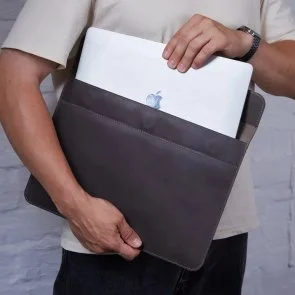 Фото: Чохол INCARNE Klouz - MacBook Neo 13 2026 Grey № 7 | KTC