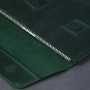 Фото: Чохол INCARNE Line - MacBook Neo 13 Green (line-green-neo-13) № 5 | KTC