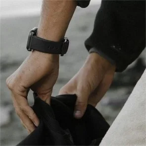 Фото: Ремінець Nomad for Apple Watch 46mm/49mm - Active Band Pro Hardware Black (NM1A41BNW0) № 14 | KTC
