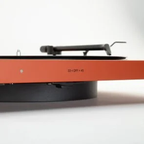 Фото: Програвач вінілу Tone Factory Turntable Terracotta Red (9120129861304) № 10 | KTC
