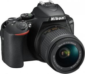 Цифрова фотокамера дзеркальна Nikon D5600 kit 18-55 мм VR AF-P