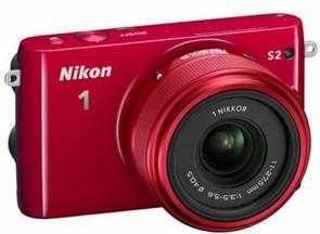 Цифрова фотокамера Nikon 1 S2 kit 11-27.5мм червона