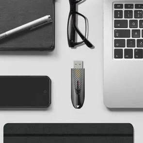 Фото: Флешка USB Silicon Power Blaze B25 256GB Black (SP256GBUF3B25V1K) № 4 | KTC