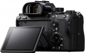 Цифрова фотокамера Sony Alpha 7RM3 Body Black (ILCE7RM3B.CEC/ILCE7RM3AB.CEC)