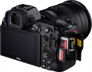 Цифрова фотокамера Nikon Z7 II Body (VOA070AE)