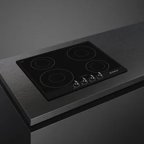 Фото: Індукційна варильна поверхня Smeg Victoria Black (SI964NM) № 2 | KTC