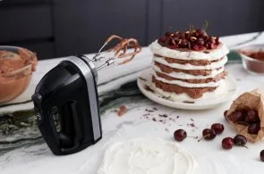 Фото: Ручний міксер KitchenAid Hand Mixer 9 Speed 5KHM9212 Black (5KHM9212EOB) № 10 | KTC
