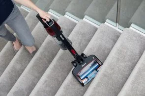 Фото: Ручний бездротовий пилосос Shark Anti Hair Wrap Powered Lift-Away (IZ300EUT) № 10 | KTC