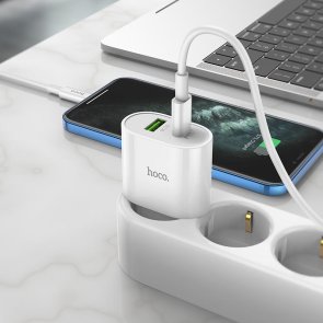 Зарядний пристрій Hoco C95A Lineal White with cable Lightning