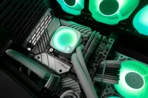 Фото: Система рідинного охолодження EKWB EK-Nucleus AIO CR240 Lux D-RGB White (3831109897843) № 12 | KTC