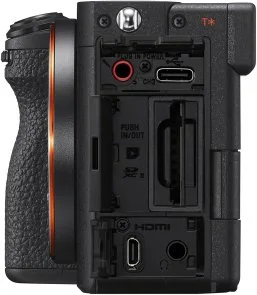 Фото: Цифрова фотокамера Sony Alpha 7C II Body Black (ILCE7CM2B.CEC) № 4 | KTC