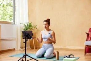 Фото: Радіосистема JBL Quantum Stream Wireless USB-C Black (JBLSTRMWLUSBCBLK) № 8 | KTC