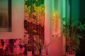 Гірлянда Twinkly Strings USB 200 Pearl-shaped RGB LEDs, Green Wire, USB-C (TWKP200RGB-G)