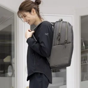 Фото: Рюкзак для ноутбука THULE Subterra 2 27L TSLB-417 Vetiver Gray (3205029) № 5 | KTC