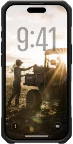 Фото: Чохол UAG for Apple iPhone 17 - Monarch Pro MagSafe Carbon Fiber (114516114242) № 2 | KTC