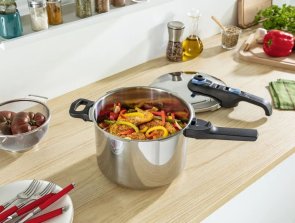 Скороварка Tefal Secure Trendy (P2580701)