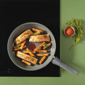 Фото: Сотейник Tefal Renewal 24cm Gray (C4263243) № 5 | KTC
