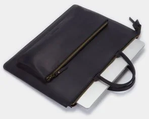 Фото: Чохол INCARNE Maryland - MacBook Neo 13 Black (03029-maryland-black-neo-13) № 5 | KTC