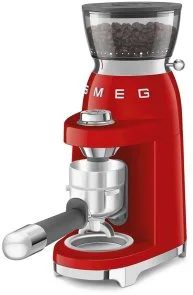 Фото: Кавомолка Smeg Style Aesthetic Red (CGF03RDEU) № 6 | KTC