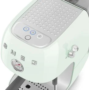 Фото: Ріжкова кавоварка Smeg Style Aesthetic Pastel Green Glossy Finishing (ECF03PGEU) № 11 | KTC