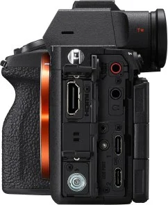 Фото: Компактна фотокамера Sony Alpha 7RM6 Body Black (ILCE7RM6B.FS1) № 10 | KTC