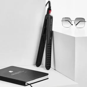 Фото: Випрямляч волосся Rowenta X KARL LAGERFELD OPTILISS SF323LF0 № 4 | KTC