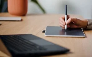 Фото: Графічний планшет Wacom One M (CTC6110WLW1B) № 11 | KTC