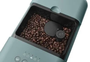 Фото: Кавомашина Smeg Coffee Machine With Steam Wand Emerald Green (BCC12EGMEU) № 15 | KTC