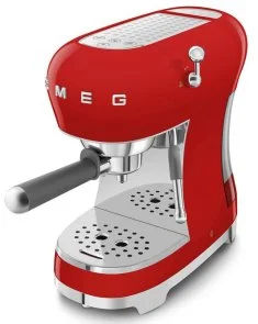 Фото: Ріжкова кавоварка Smeg Retro Style Red (ECF02RDEU) № 3 | KTC