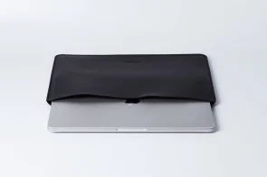 Фото: Чохол INCARNE New Gamma 14 - MacBook Pro13 2012-2015 / Pro14 2021-2024 Black № 7 | KTC