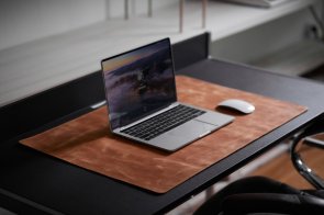 Килимок INCARNE ProDesk Suede Wide Cognac