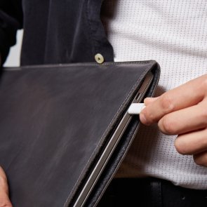 Чохол INCARNE Free Port Plus 16 - MacBook Pro15 2012-2015 / Pro16 2019-2024 Grey